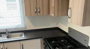 Caravan- Sleeps 6 2 Bedrooms - Thurston Manor - Image 3