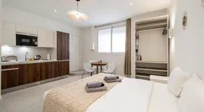 27 VAUTRIN - Modern and renovated studio Cannes city centre - Image 2