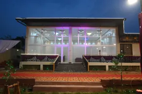 Vistara Courtyard - Image 4