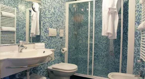 Hotel Garni La Roccia - Image 2