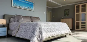 Sea View Service Apartment with balcony - Image 3