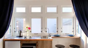 Island Guesthouse - Image 3