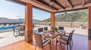 Charmerende villa med privat pool og jacuzzi - Image 2