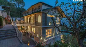StayVista at The Ever House with Bonfire, Jacuzzi, Bathtub - Image 2