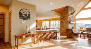Bear Cliff Lodge by Railey Vacations - Image 3