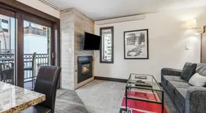Lift House Lodge, Close to Gondola, Premium Studio Condo - Image 5