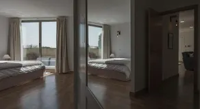 Dom Carlos Villa - Image 2