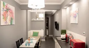 Luxury Down Town - Image 3