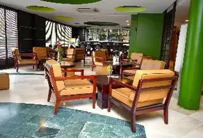 Palm Club Hotel - Image 4