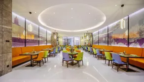 Hampton by Hilton, LingPing High Speed Railway Station, Hangzhou - Image 2