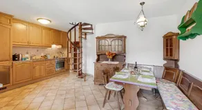 Rustico la Staleta with Balcony & Lake Views - Happy Rentals - Image 2
