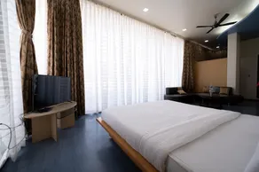Hotel Manasi - Image 2