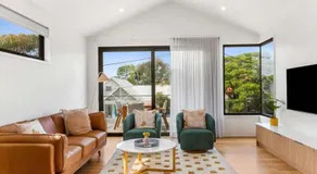 Luxury Riverside Escape with Fire Pit Pizza Oven River Views - Image 2