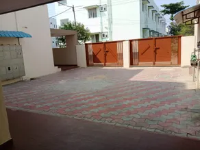 Sri Annapoorna Luxury Apartment - Serviced Apartment - Image 3