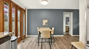 Clearview Comfort 3BR Near Airport  - Image 2