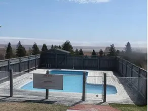 Hopewell Rocks Motel & Country Inn - Image 3