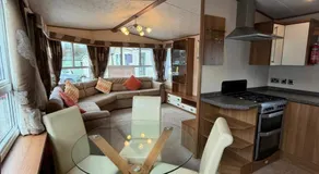 Wyreside Lakes Glamping Pods - Image 3