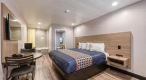 Lyfe Inn & Suites by AGA - Sun Valley - Image 2
