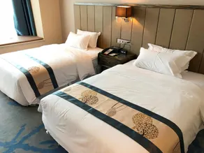 Landmark Hotel - Image 2