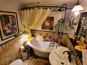 Billie's Backpackers Hostel - Image 2