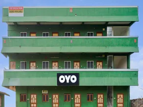 OYO Hotel The Green Park - Image 2