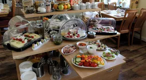 The Avalon Hotel - Altstadt Schwerin - Image 3