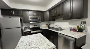 Entire Home in Niagara Region, 6 bedrooms, 5 baths with a game room, arcades - Image 3