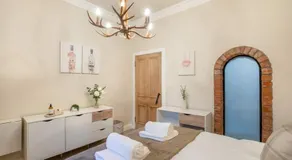 2BR with Free Parking Nr Edinburgh & Dalhousie Castle - Image 5