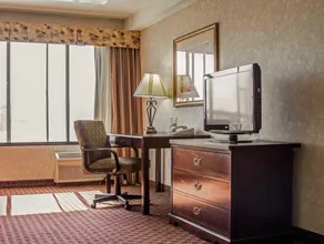 Comfort Inn Silicon Valley East - Image 5