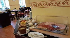 Hotel Garni Dekorahaus - Image 4