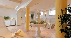 Hotel Schwarzer Adler - Image 2