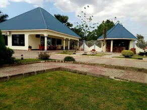 Lesa Garden Hotel - Image 3
