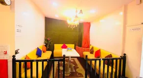 Town Hostel Mumbai - AC Dormitory - Image 3