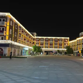Biubiu Gaming Hotel (Huaihai Global Port High-speed Railway East Station Branch) - Image 3