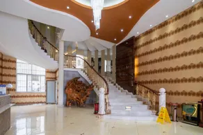 Shimao Sunshine Hotel - Image 3