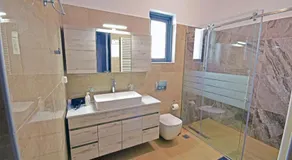 Konatsi Luxury Apartments - Image 2