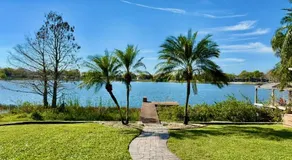 Lakefront and Pool 4bed Orlando House Near Downtown 20 minutes from Attractions - Image 5