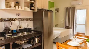 Pousada Solarium Flats Itagua Próximo ao Aquário e a Praça da Baleia - Image 3