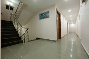 Hotel Katra Grand - Image 4