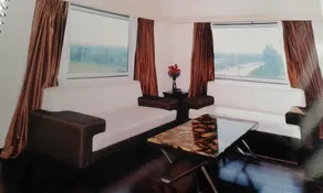 Hotel The Karan - Image 2