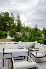 Renovated Swedish Villa With Lake View And Terrace Near Beach - Image 4