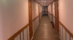 Seven Motel - Image 4