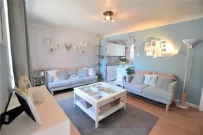 2 Bedroom Flat near Heathrow airport - Image 2