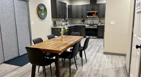 NEW Modern Cabin! 5mi to Mt Rainier National Park! Hot Tub & Wifi - Image 5