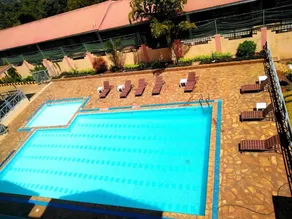 Lowlands Hotel & Spa - Image 4