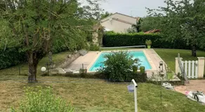 Chambre maison piscine - Image 4