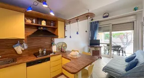 La Piccola Mimosa - Image 2