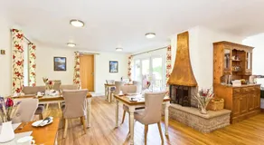 The Glen Guest House - Image 2