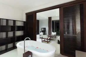 Baan Yamu Residences by RESAVA - Image 4