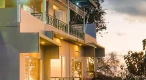 Bella Vista Premium Homestay - Image 4